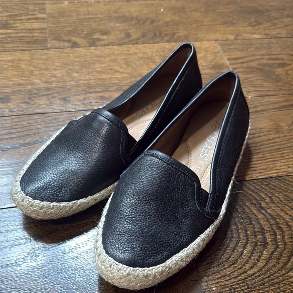 AEROSOLES Black Espadrille Flats with Jute Midsole